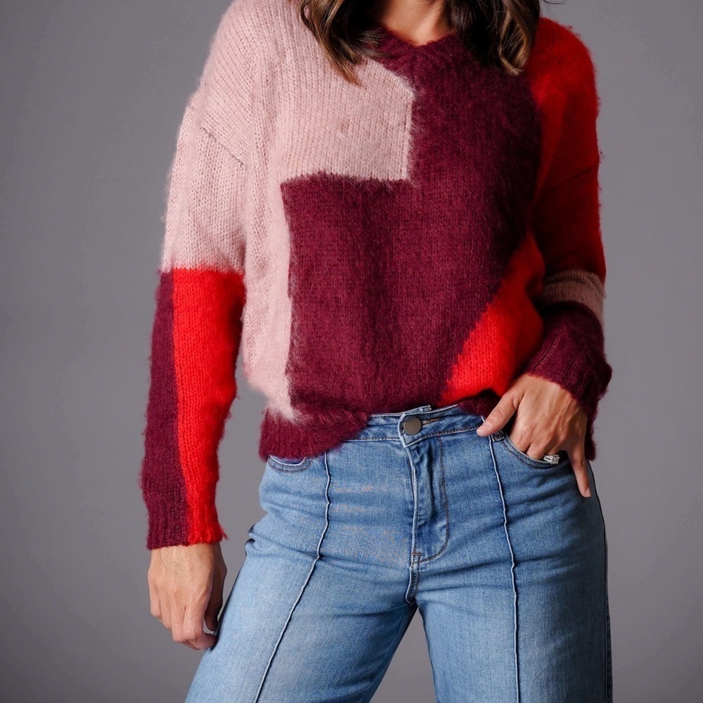 NEW Molly bracken colour block patchwork red sweater SZ M/L NWT Soft and Fuzzy